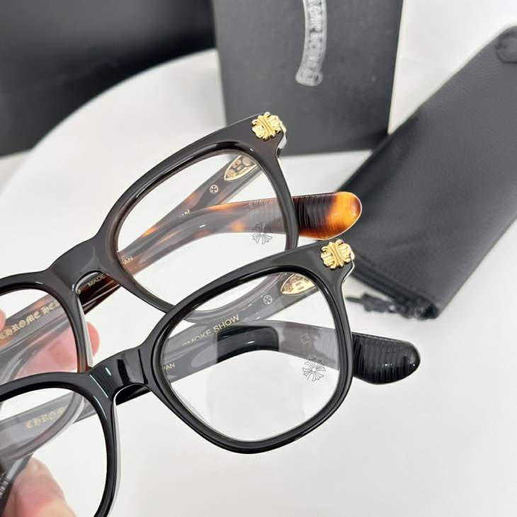 Picture of Chrome Hearts Sunglasses _SKUfw72188512fw